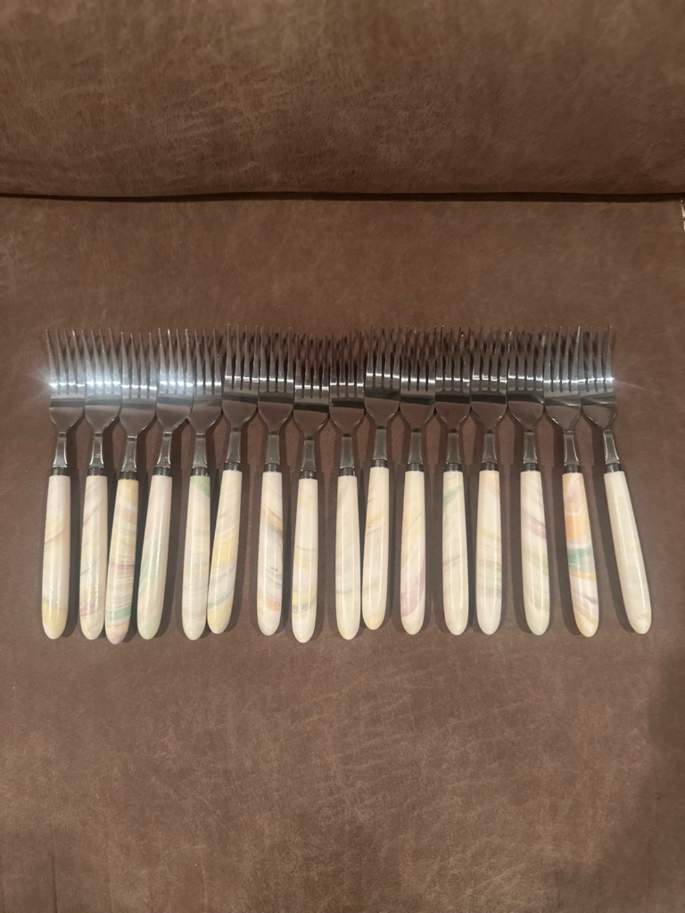 Marble Swirl Silverware Set - Picture 8 of 11